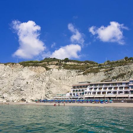 Hotel Vittorio Beach Resort Barano dʼIschia Pokoj fotografie